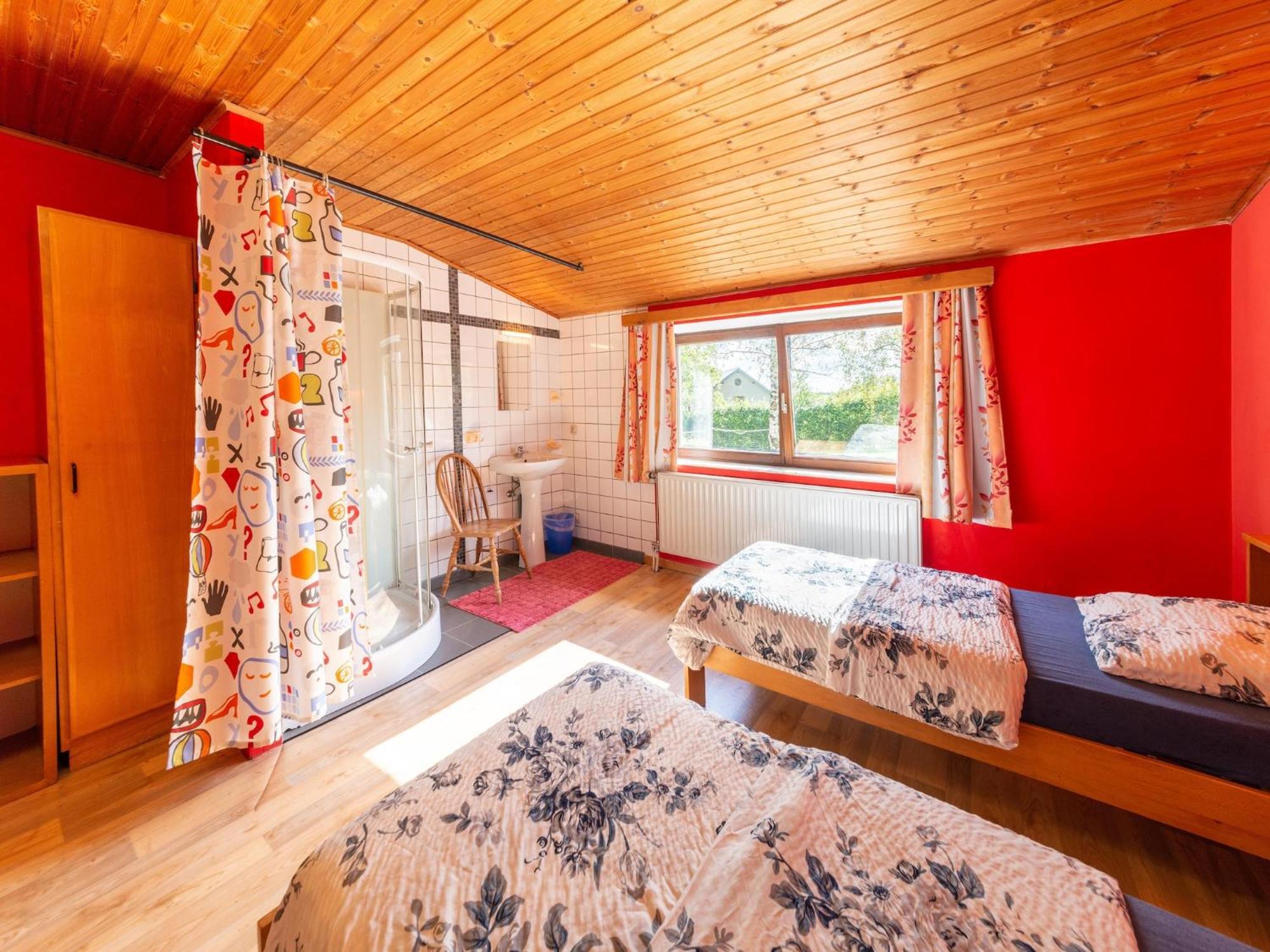 Wonderful Holiday Home In Montleban With Sauna Екстериор снимка