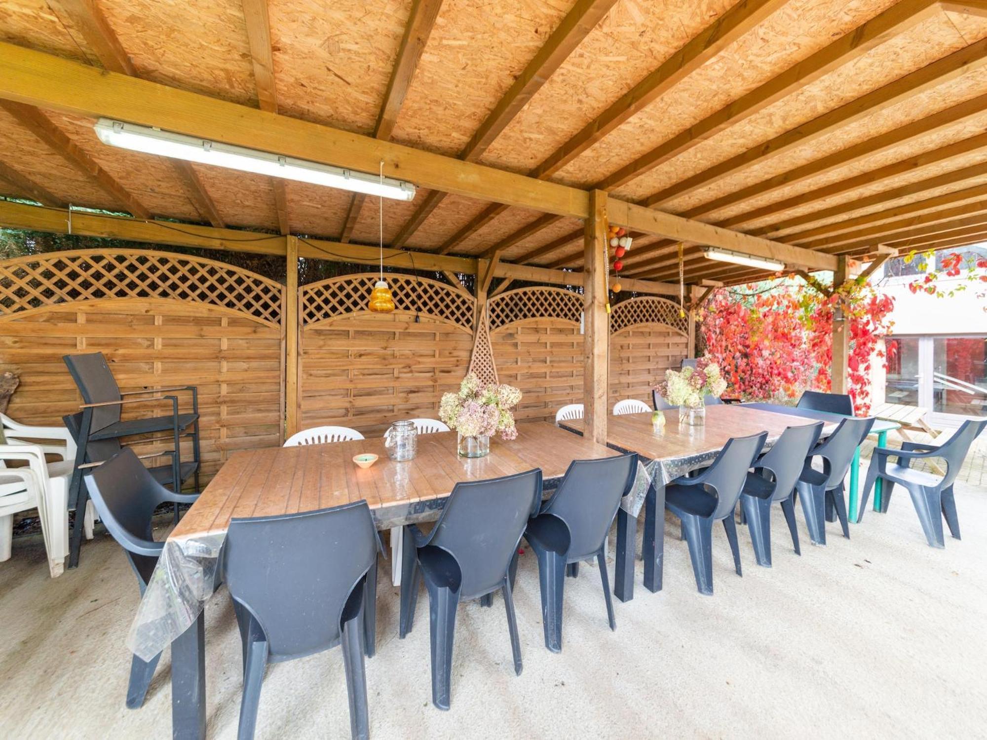 Wonderful Holiday Home In Montleban With Sauna Екстериор снимка