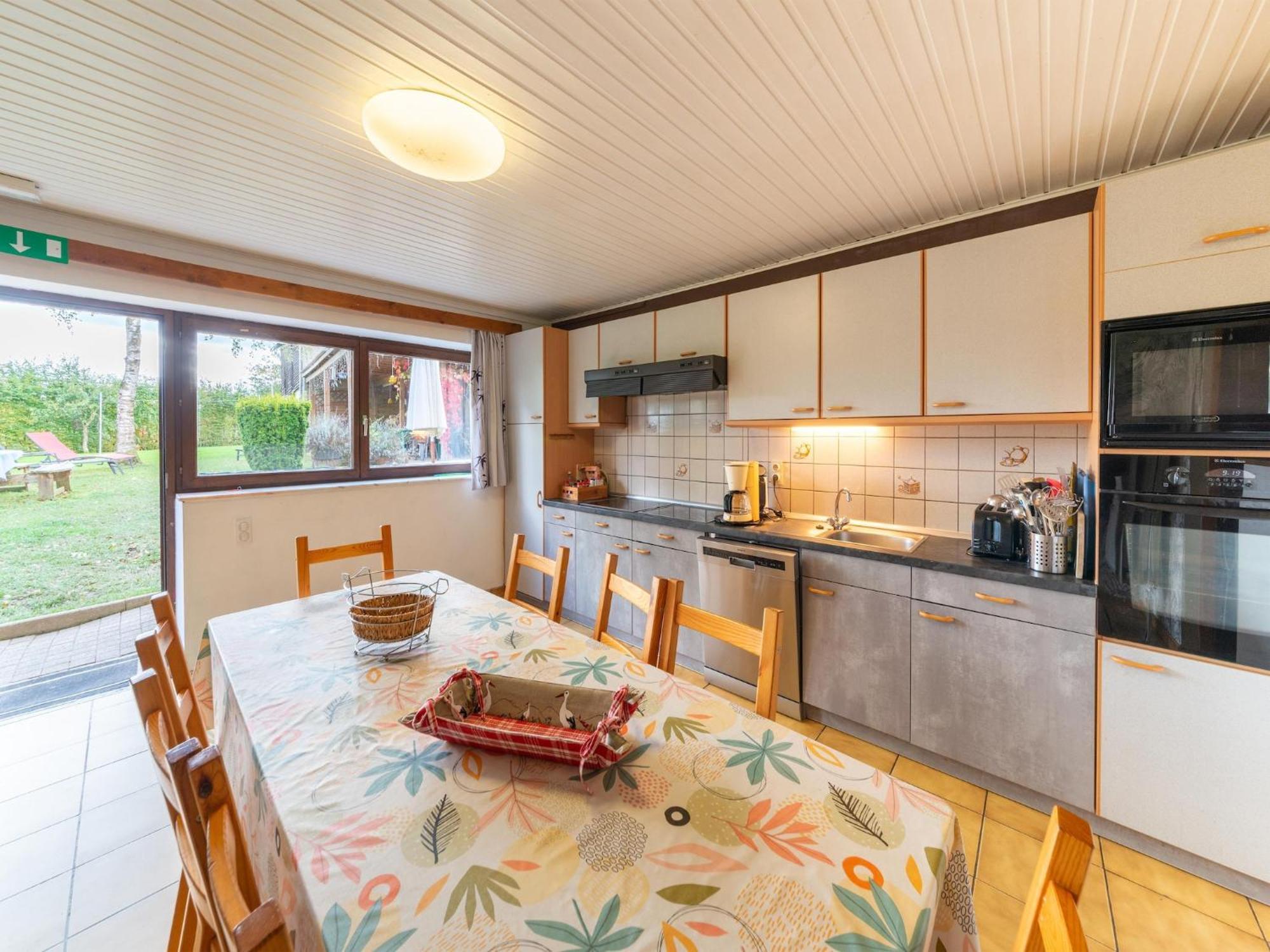 Wonderful Holiday Home In Montleban With Sauna Екстериор снимка