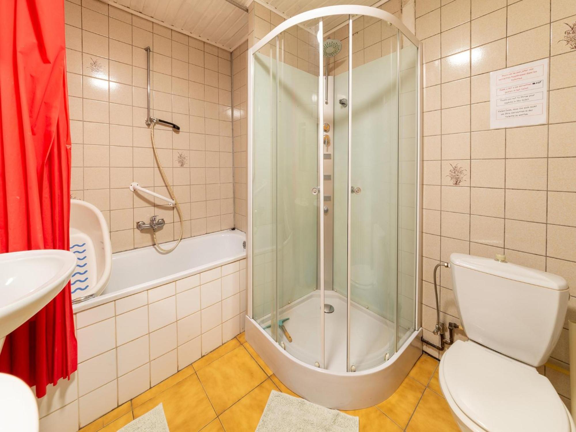 Wonderful Holiday Home In Montleban With Sauna Екстериор снимка