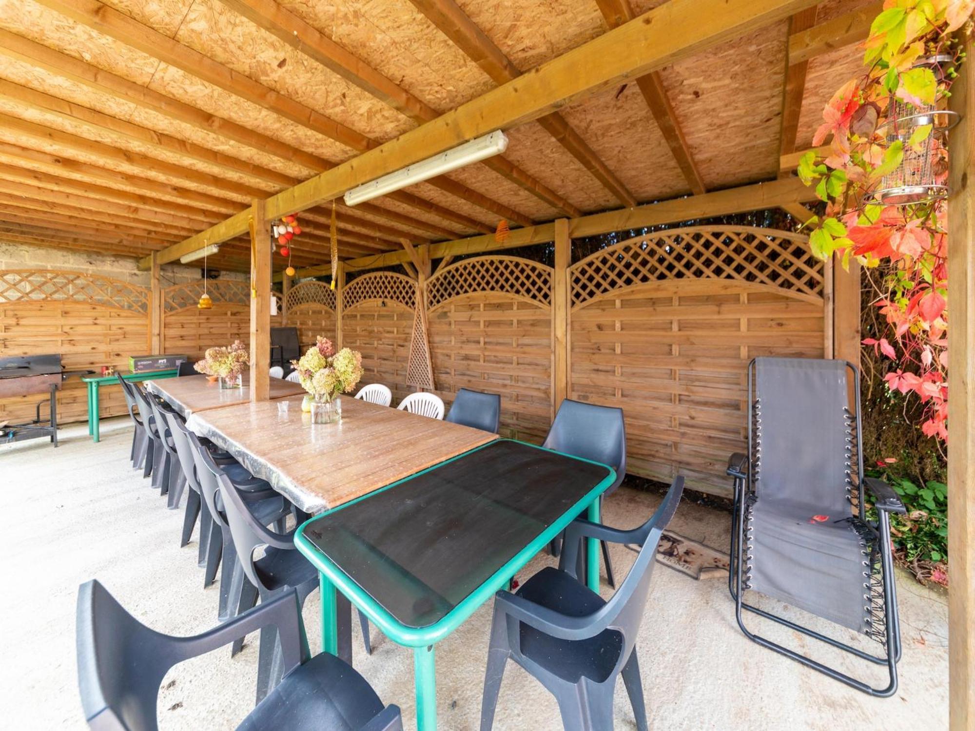 Wonderful Holiday Home In Montleban With Sauna Екстериор снимка